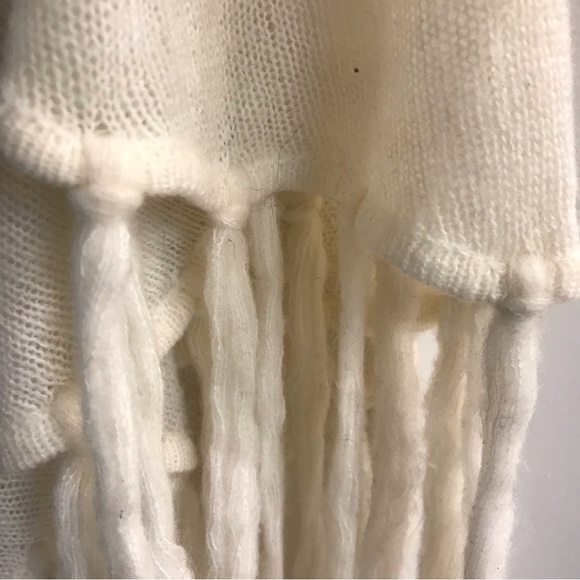 😊Wildfox White Label Rare Happy Face Poncho - Picture 7 of 9